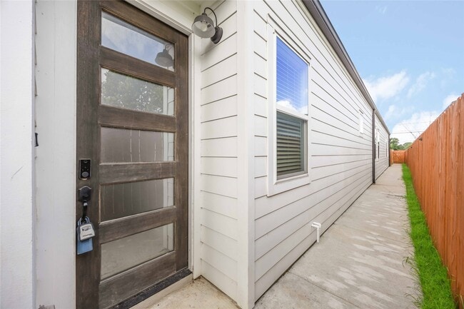 Building Photo - 8508 Wileyvale Rd