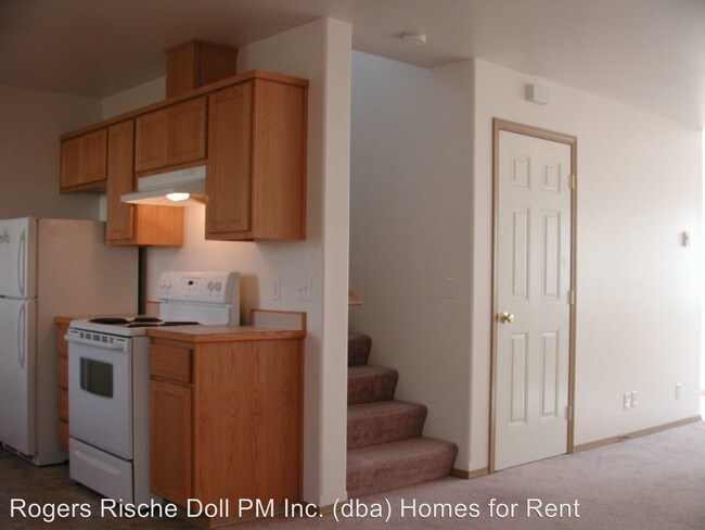 Building Photo - 1375 NW Falls Creek Loop
