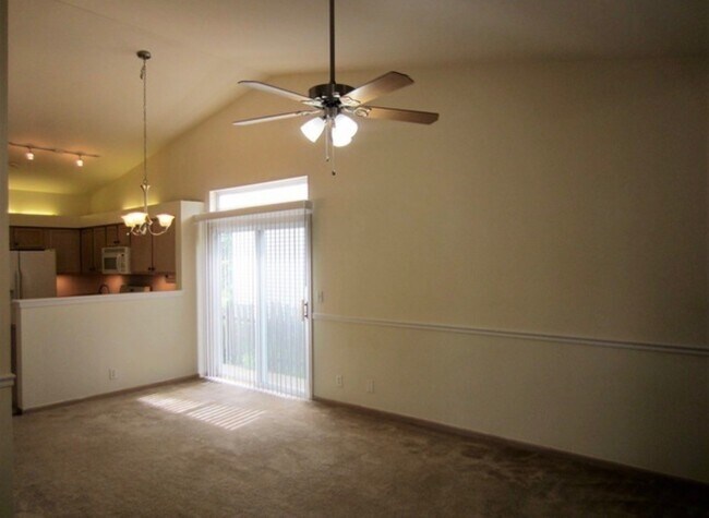 Foto del edificio - 14019 S Oakdale Cir