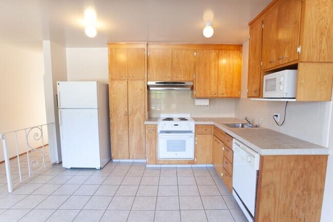 Building Photo - 1 bedroom in San Francisco CA 94110