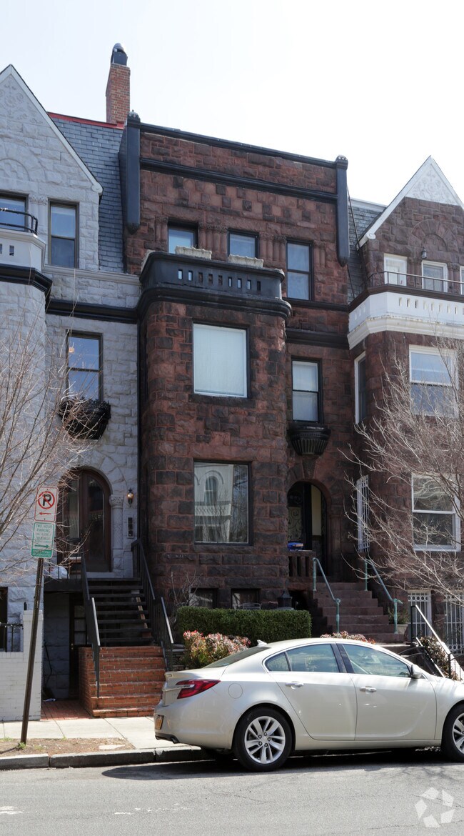 Building Photo - The Ivy Mansion B&B