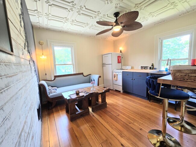 Foto del edificio - 4243 Old Clyde Rd