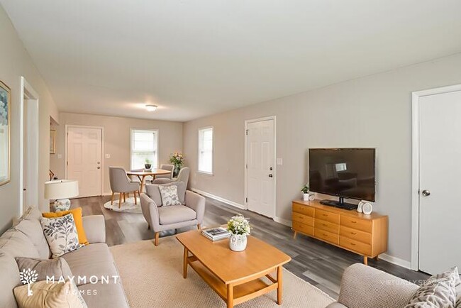 Foto del edificio - 4911 Roebuck Rd NW