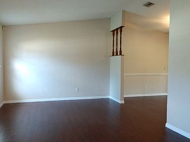 Foto del edificio - 170 Springwood Dr