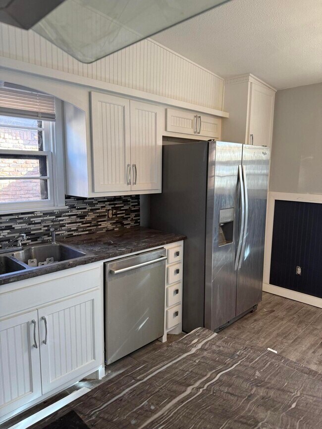 Foto del edificio - 4315 59th St