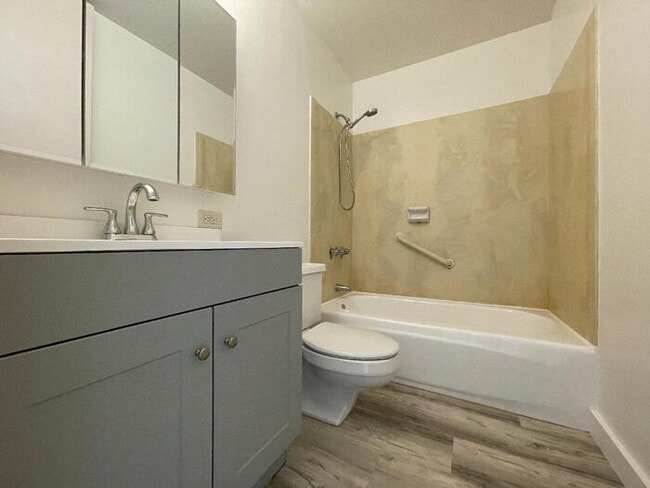 Building Photo - To register for the showing time below, note the 4 digit code: 5637 and click "APPLY NOW."(mobile...