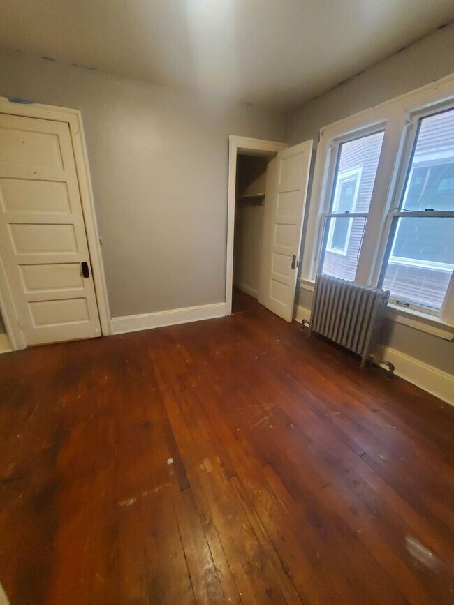 Foto del edificio - 2922-2924 W Juneau Ave. - 3 Unit
