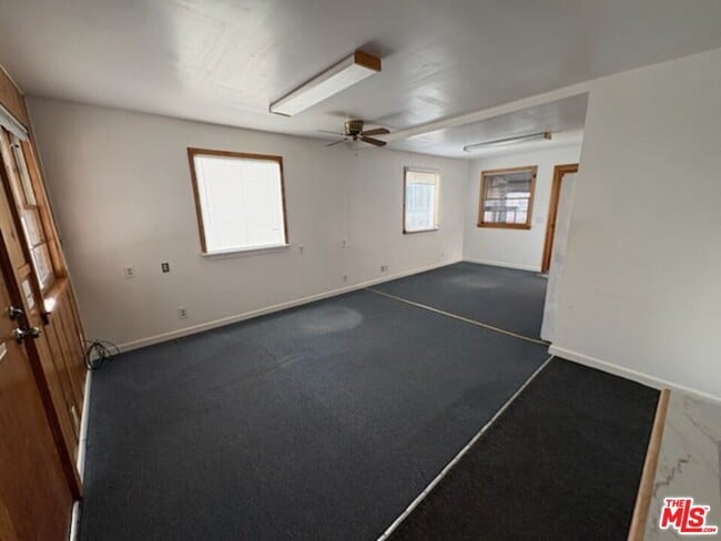 Building Photo - 26 Hfu Cir