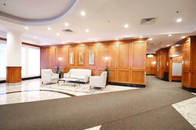 Photo du bâtiment - 242 Rideau St