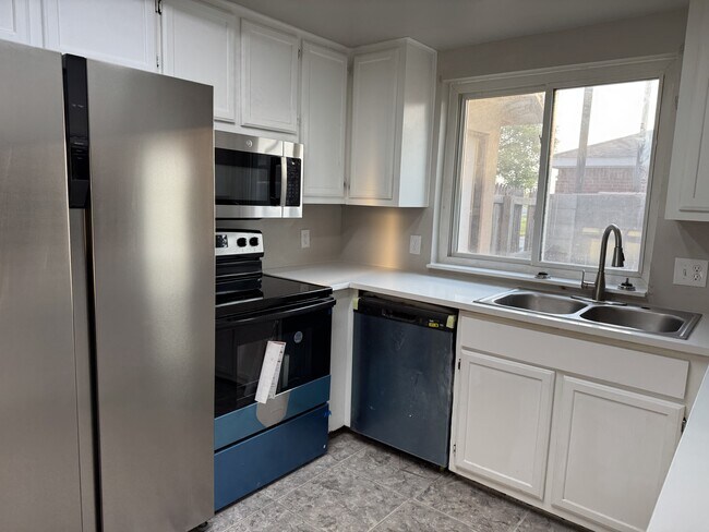 Foto del edificio - 13719 W County Rd 122