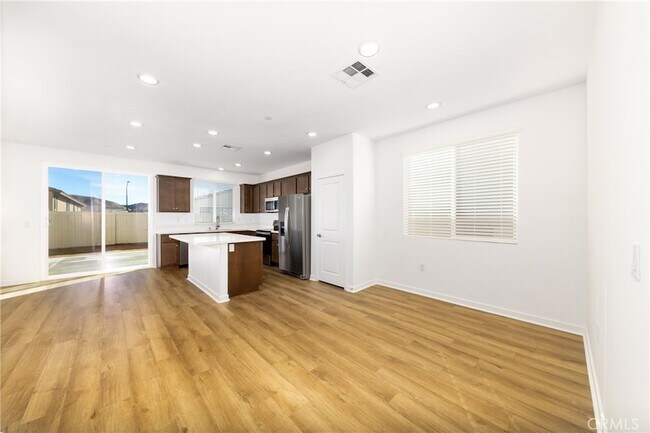 Foto del edificio - 1878 Sequoia Pl