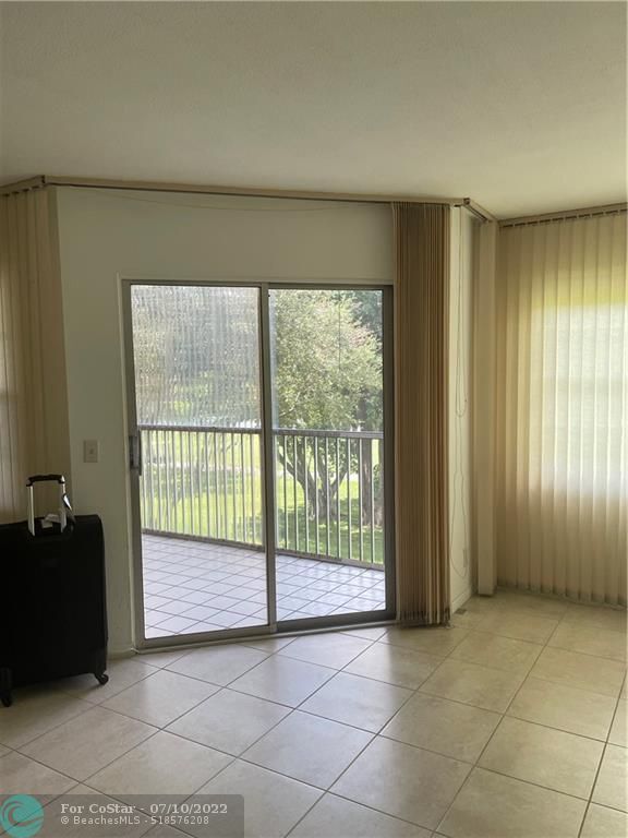 Foto del edificio - 300 SW 130th Terrace