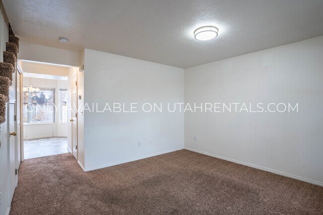 Building Photo - 66 S 100 W