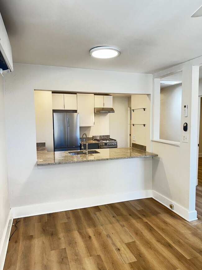 Foto del edificio - 2035 E 18th Ave