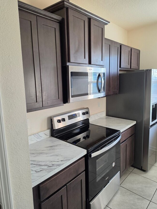 Foto del edificio - 4038 Oak Mill Rd