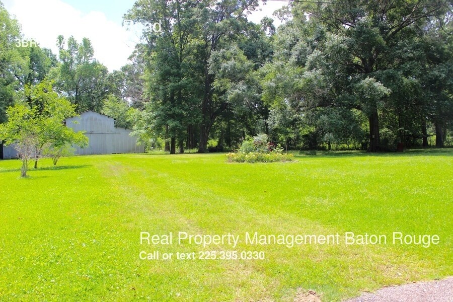 Building Photo - 12334 Hooper Rd