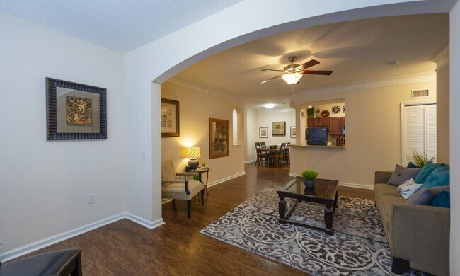Building Photo - The Height of Comfort, The Peak of Style!