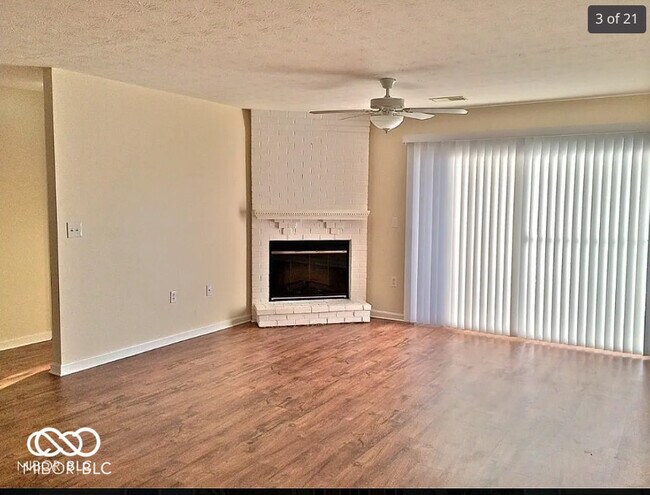 Foto del edificio - 239 Legends Creek Way