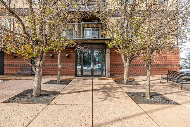 Foto del edificio - A Great modern 2 Bed / One bath for rent