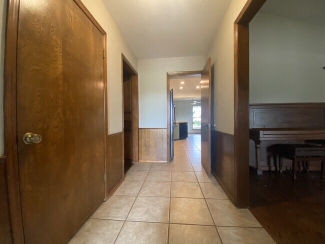 Foto del edificio - 2333 Cottonwood Rd