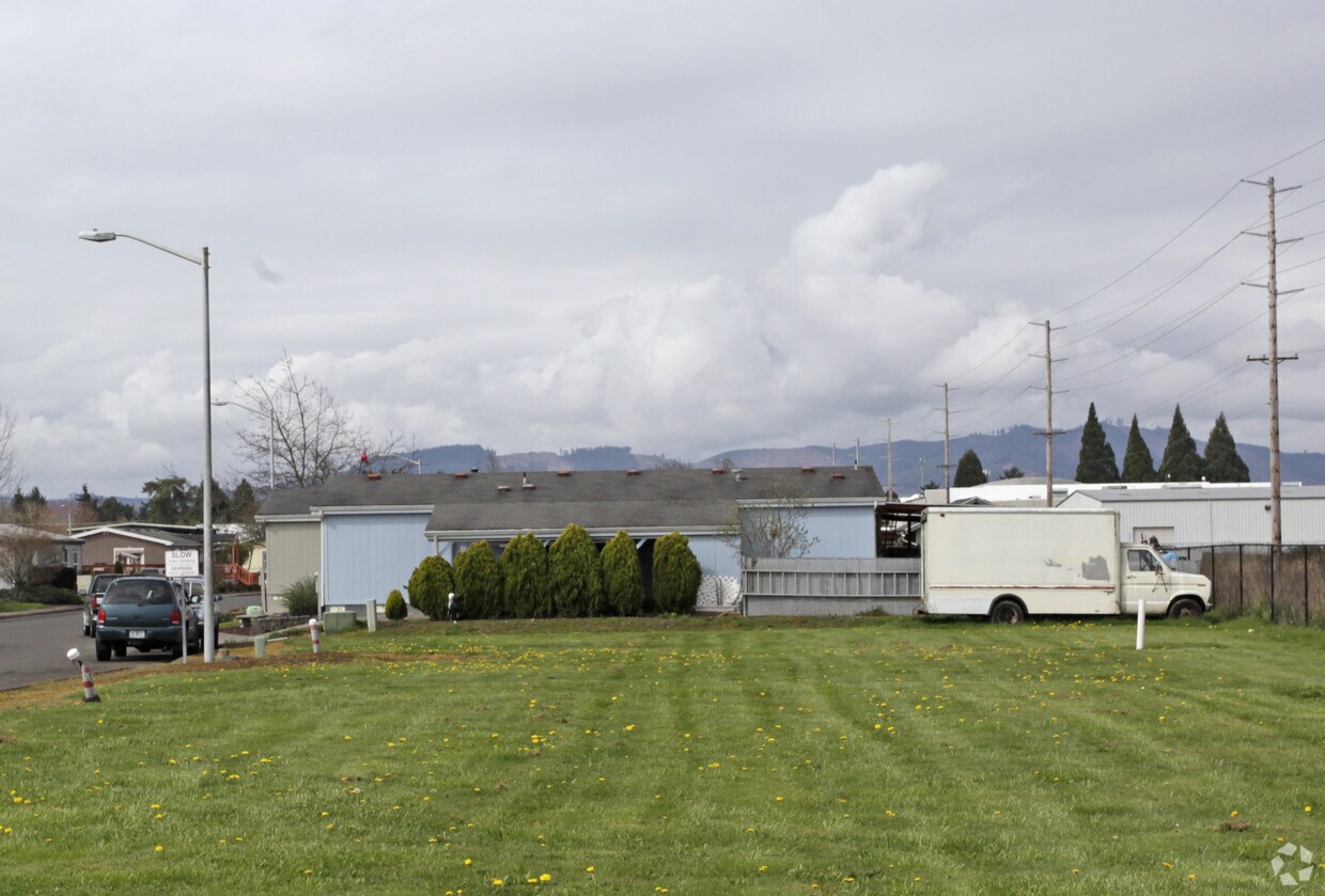 Foto del edificio - 102-159 Davis St