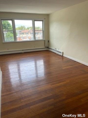 Foto del edificio - 235-06 Hillside Avenue