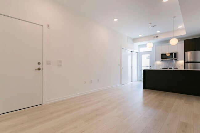 Building Photo - 1246 N Taney St