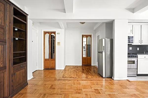Foto del edificio - 140 E 40th St