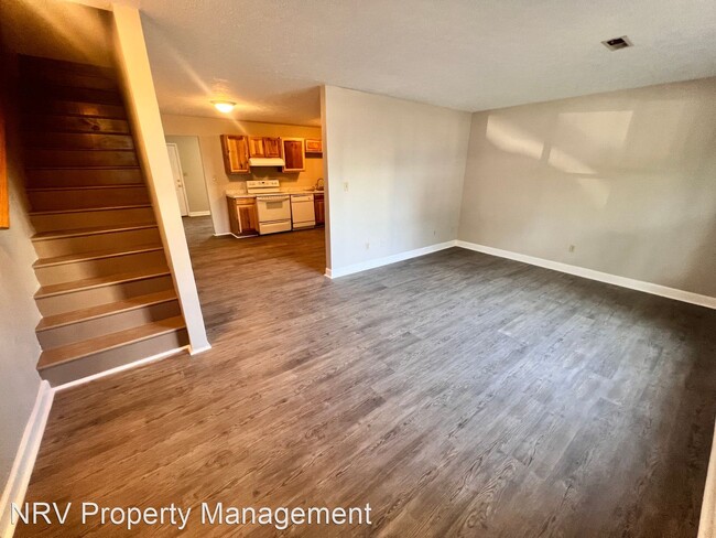 Building Photo - 4 br, 2.5 bath House - 177 Clover Valley C...