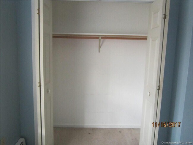 Building Photo - 63 Hicks St