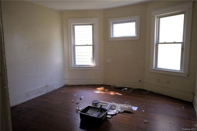 Building Photo - 137 Washington Street