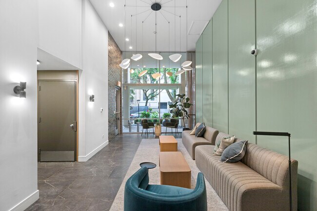 Building Photo - 1344 N Dearborn St