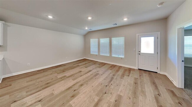 Foto del edificio - 2804 Casey Dr