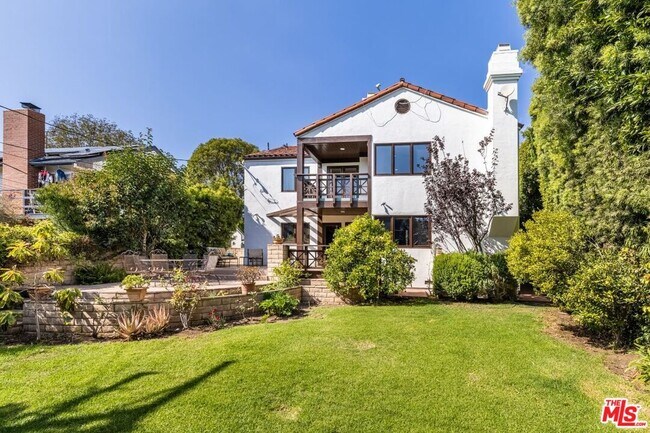 Building Photo - 17022 Bollinger Dr