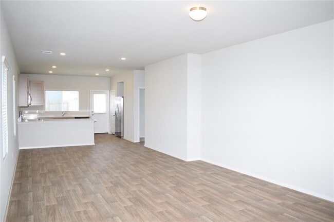 Building Photo - 2705 Towy Rd