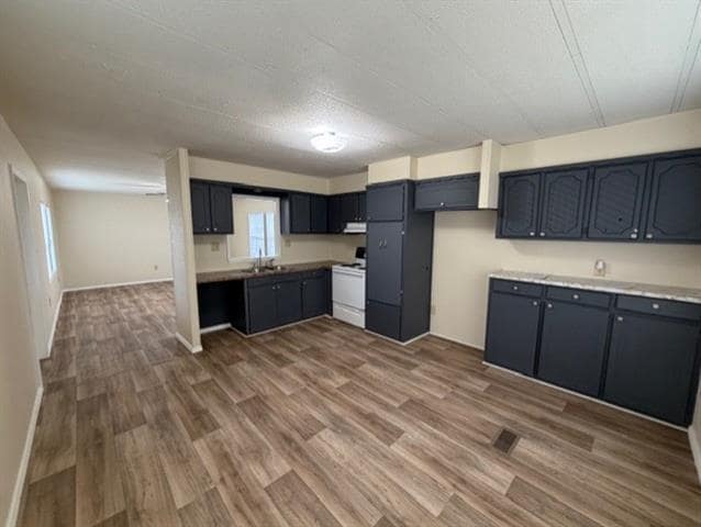 Foto del edificio - 1811 Highland Cir