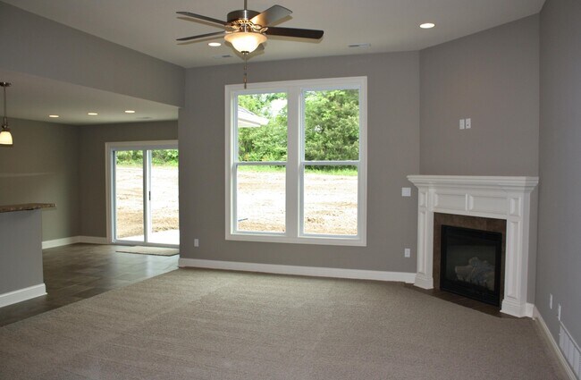 Foto del edificio - 4504 Weybridge Dr