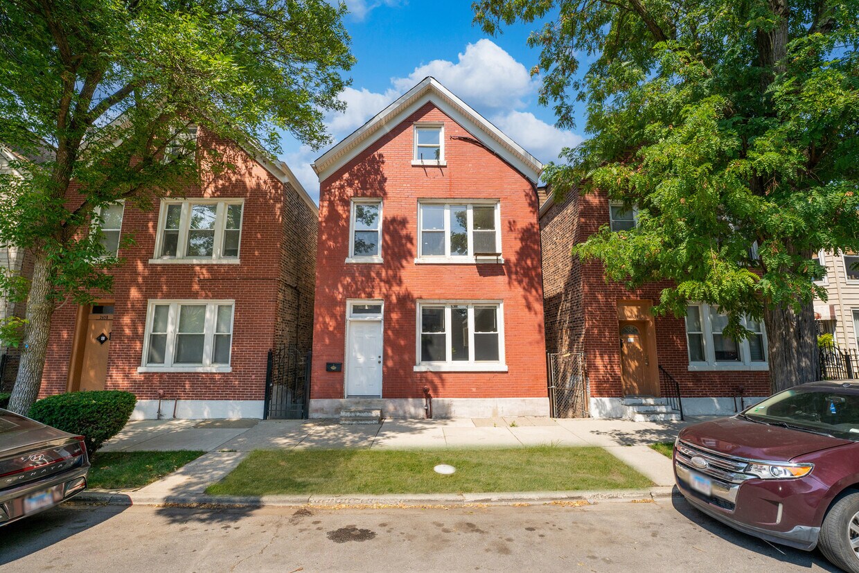 Primary Photo - 2636 W 24th St