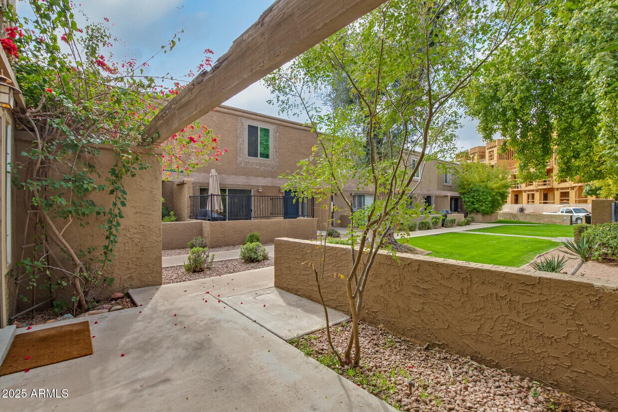 Primary Photo - 4601 N 73rd St