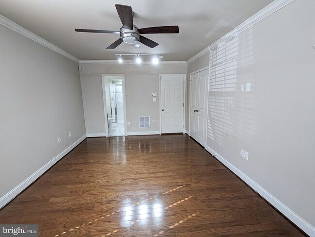 Foto del edificio - 4442 Potomac Highlands Cir