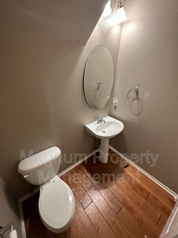 Foto del edificio - 30505 Canyon Hills Rd