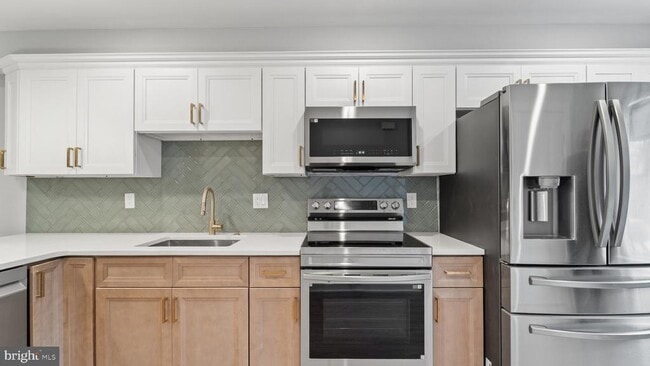 Building Photo - 1432 Ogden St