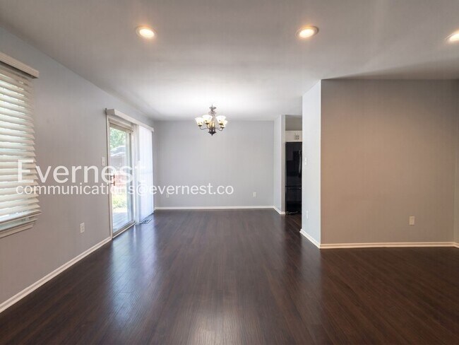 Building Photo - 5302 Greenough Pl
