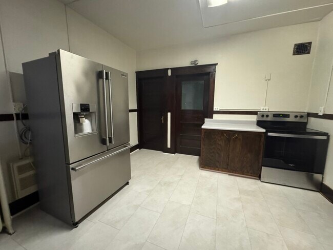 Foto del edificio - Stephens Properties 1319