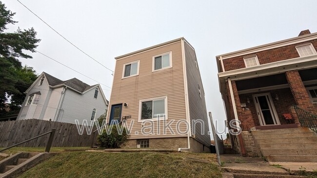 Foto del edificio - 4302 Stanley St