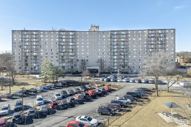 Foto del edificio - Lake Hinsdale Park
