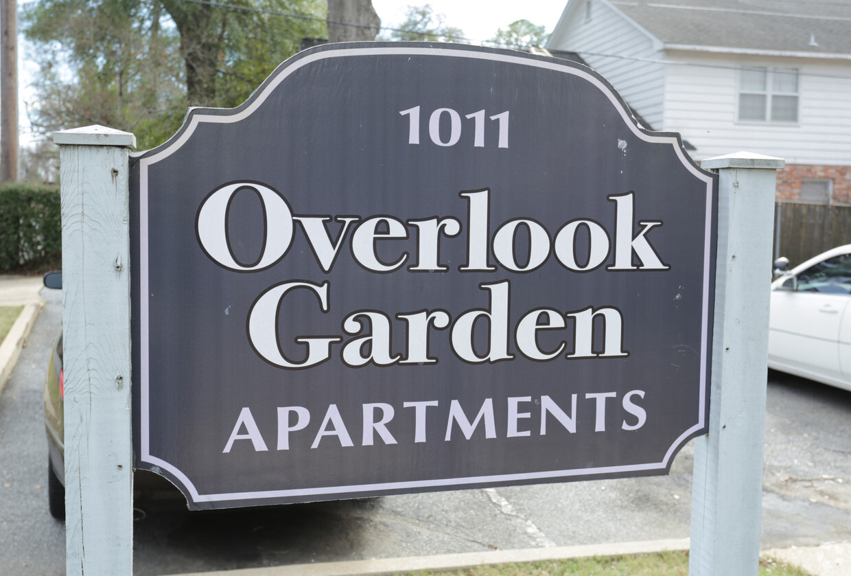 Building Photo - Overlook Garden