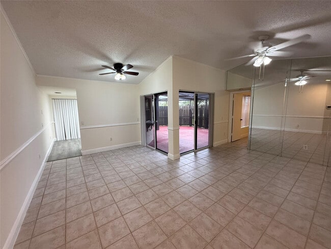 Building Photo - 14925 SW 48th Terrace