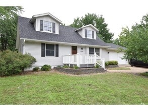 Building Photo - 11420 Terrace Rd NE