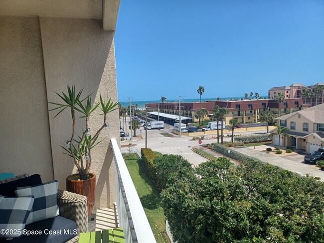 Foto del edificio - 105 Pulsipher Ave
